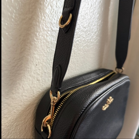 Jamie Leather Crossbody Camera Bag | Coach - Picture 4 of 16